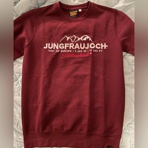 Burgundy sweatshirt size small